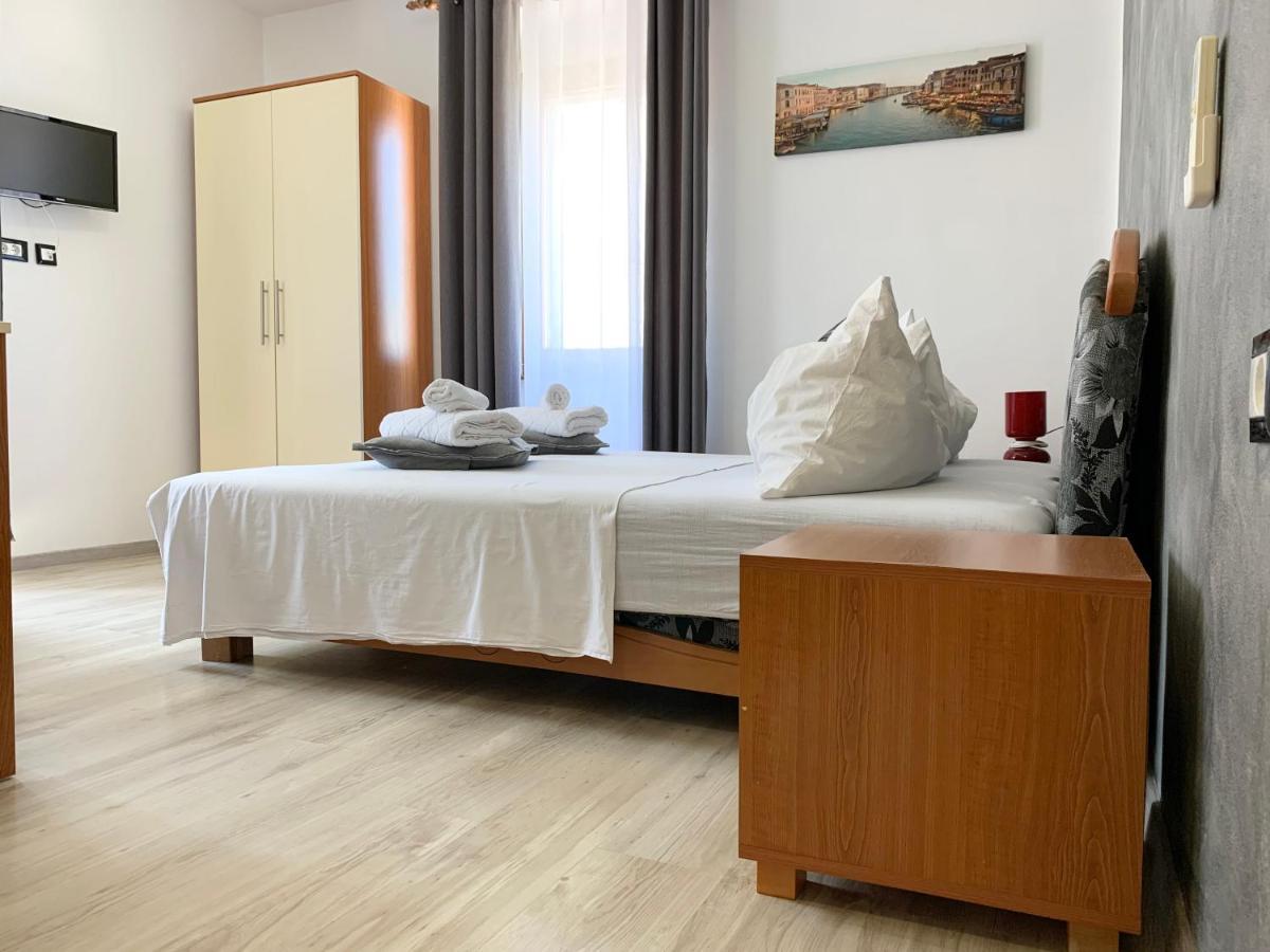 Rooms Valentino Poreč Extérieur photo