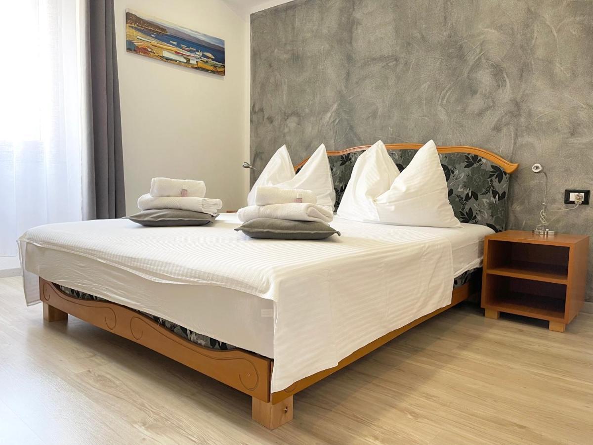 Rooms Valentino Poreč Extérieur photo